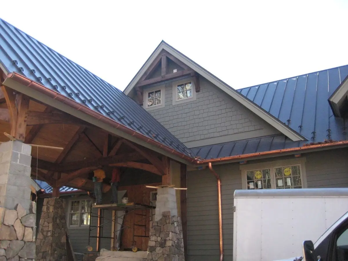 Craftsman Roofing team delivering quality roofing work in Loudon